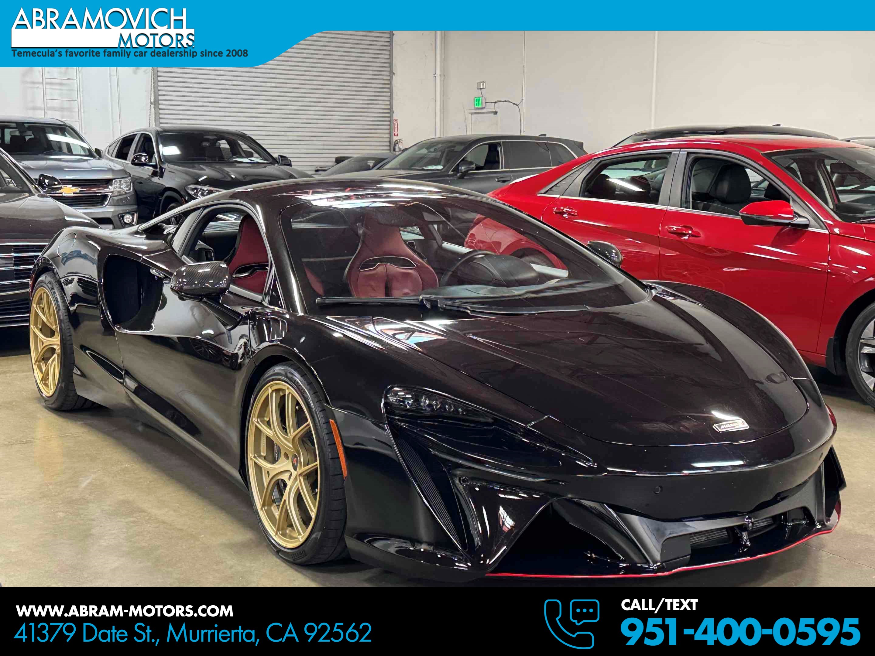 2023 McLaren Artura Techlux