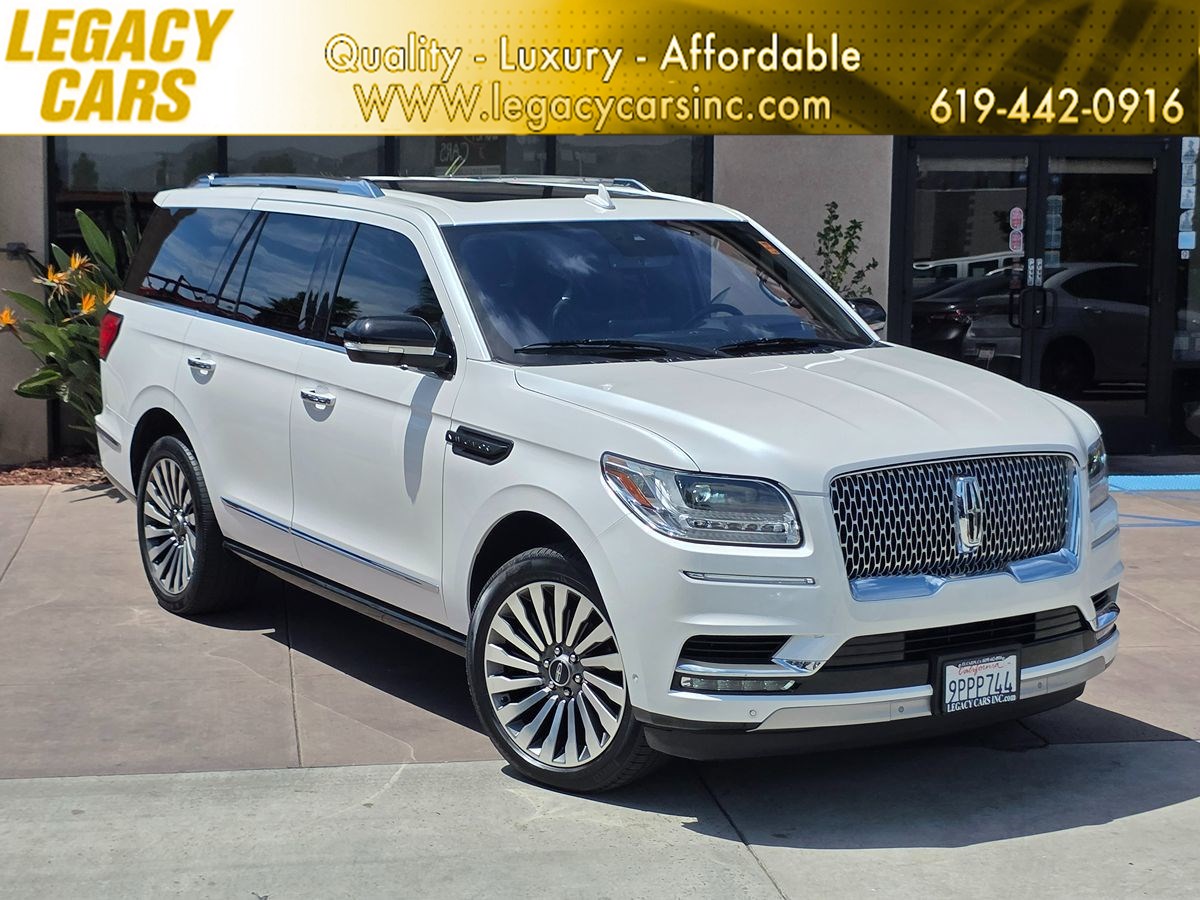 2019 Lincoln Navigator Reserve's photo