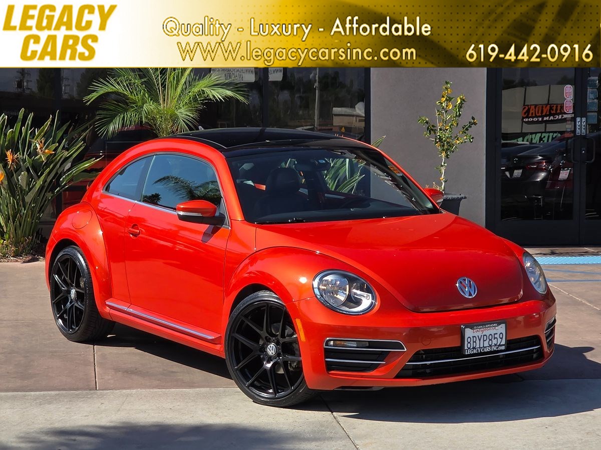 2018 Volkswagen Beetle SE's photo