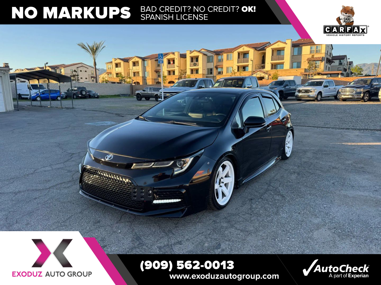 2020 Toyota Corolla Hatchback XSE's photo