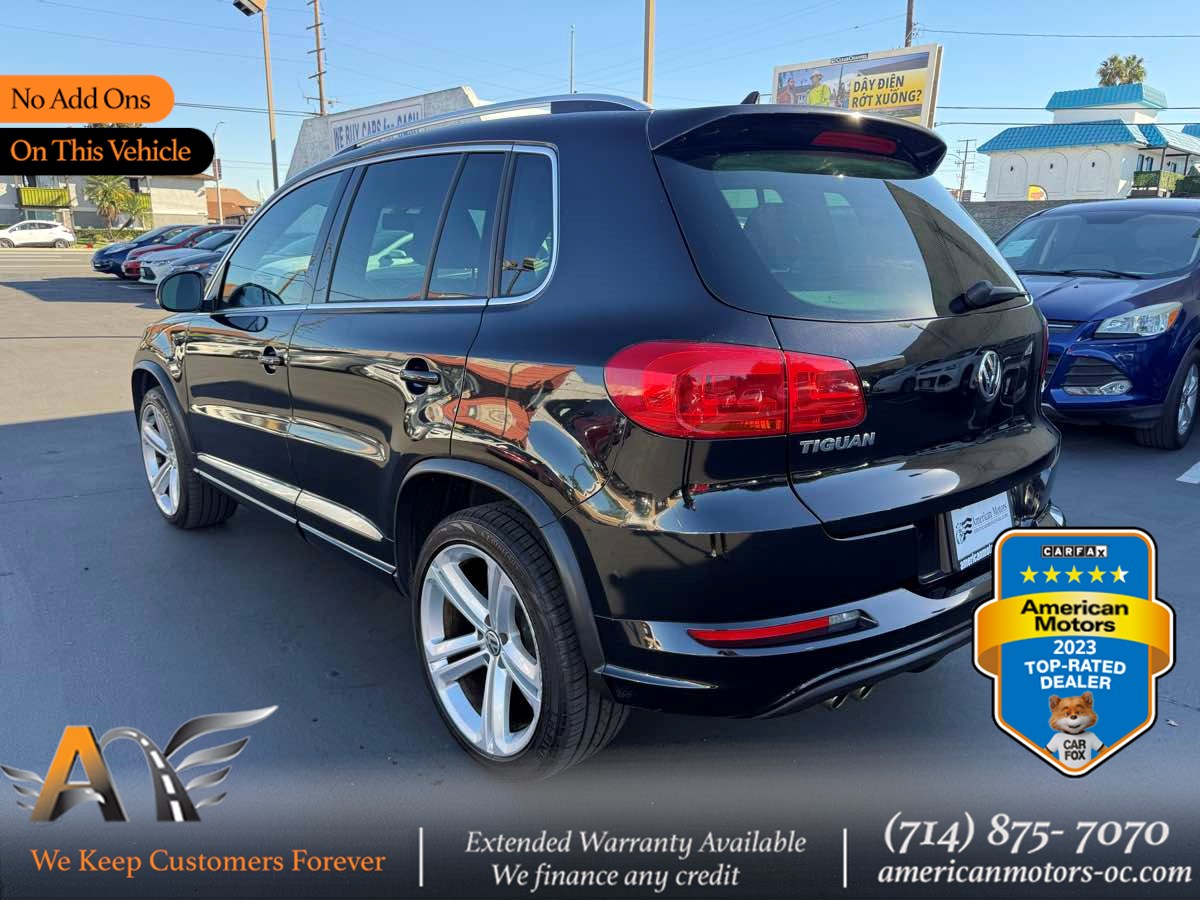 2016 Volkswagen Tiguan R-Line's photo