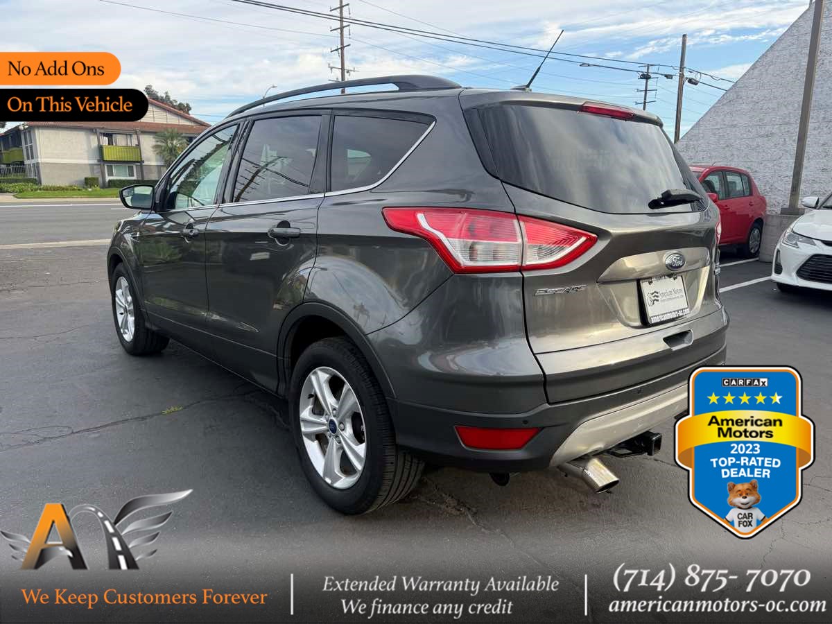 2016 Ford Escape SE's photo