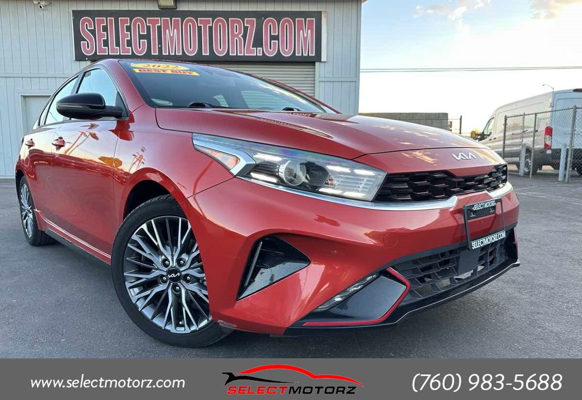 2022 Kia FORTE GT-Line's photo
