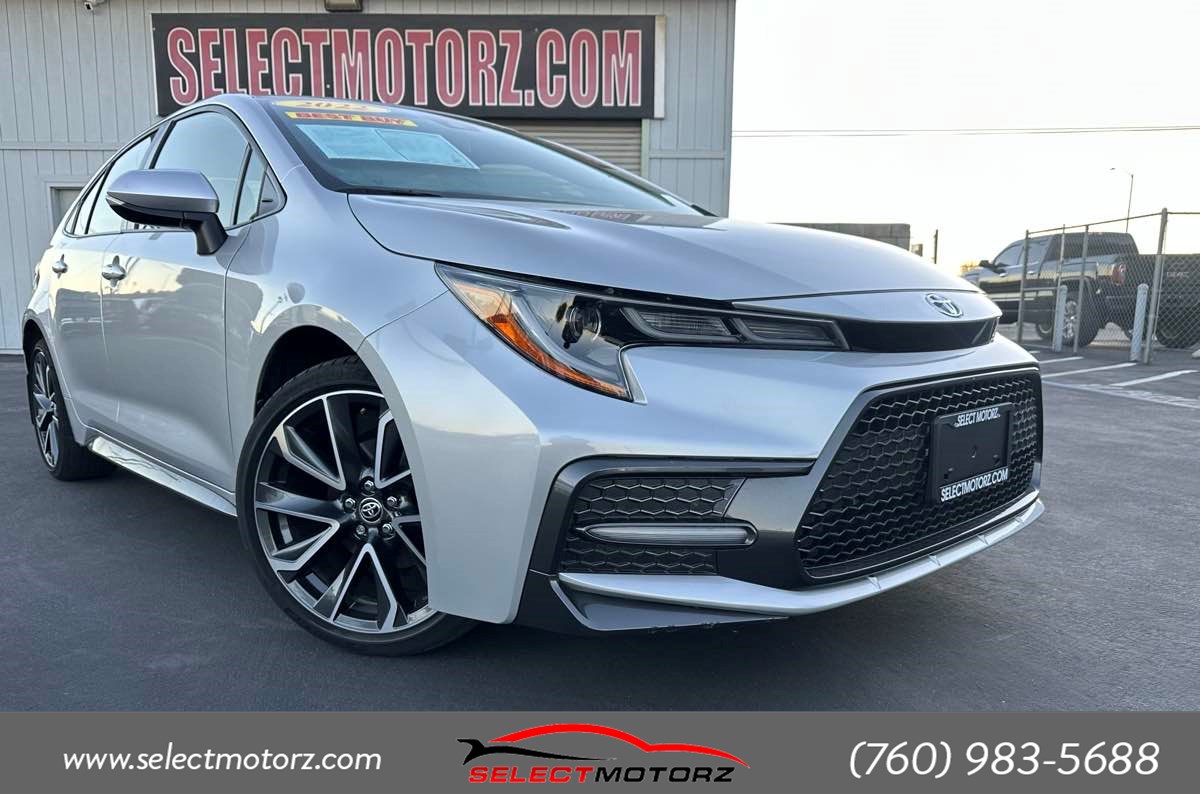 2022 Toyota Corolla SE's photo