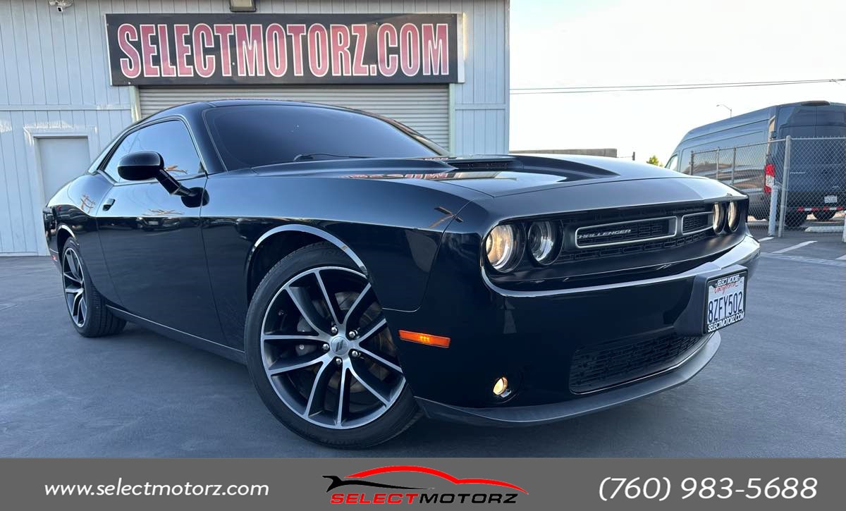2018 Dodge Challenger SXT Plus