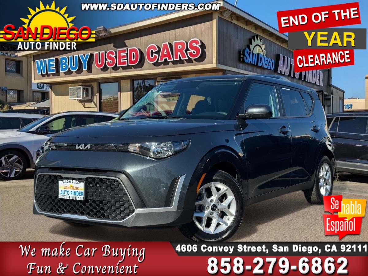 2024 Kia Soul LX's photo