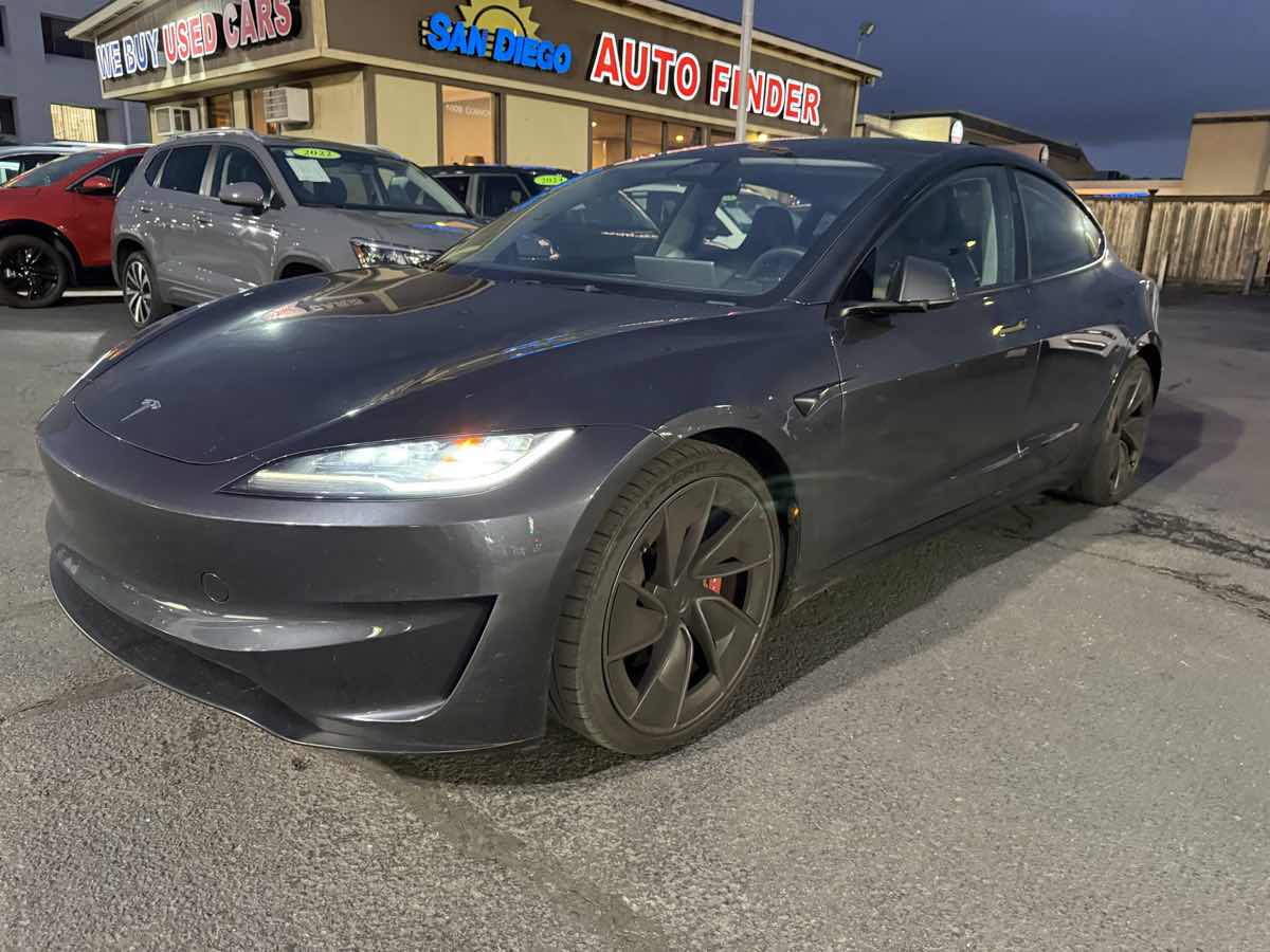 2024 Tesla Model 3 Performance's photo