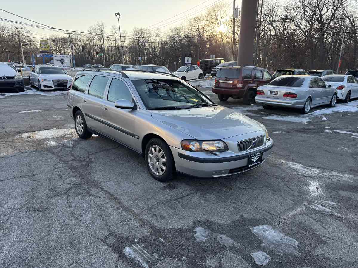 2003 Volvo V70 2.4M's photo