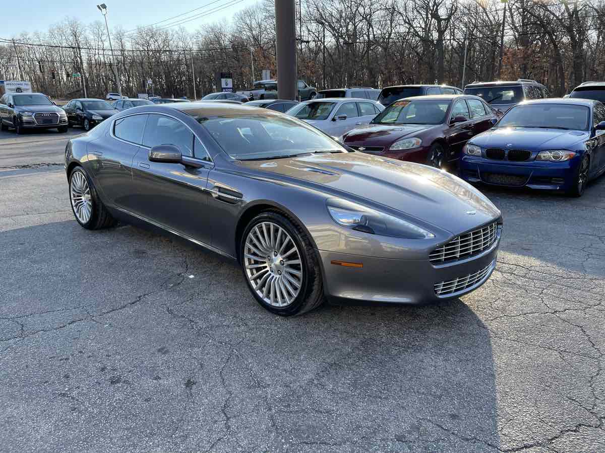 2012 Aston Martin Rapide Base's photo