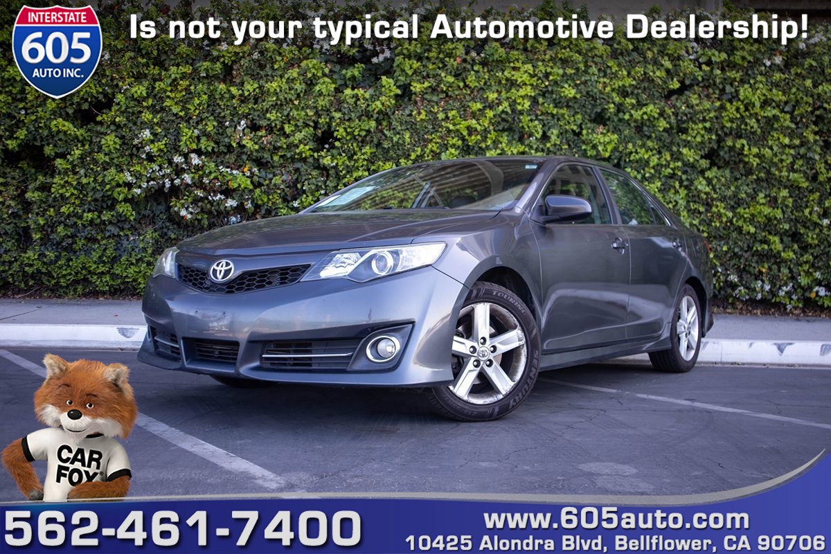 2012 Toyota Camry SE