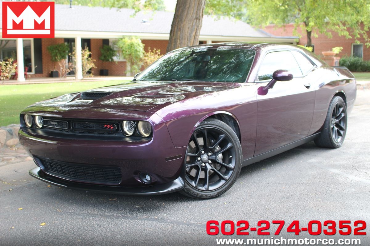 2021 Dodge Challenger R/T's photo