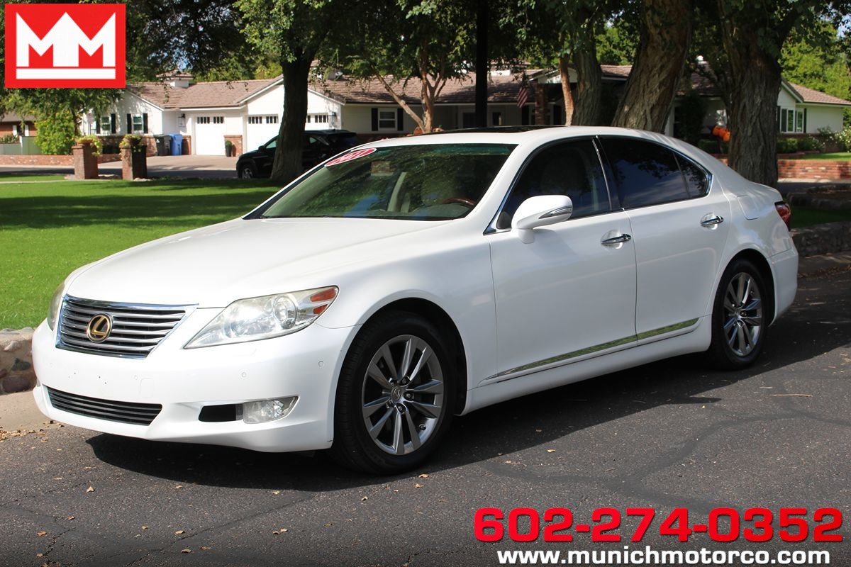 2011 Lexus LS Base
