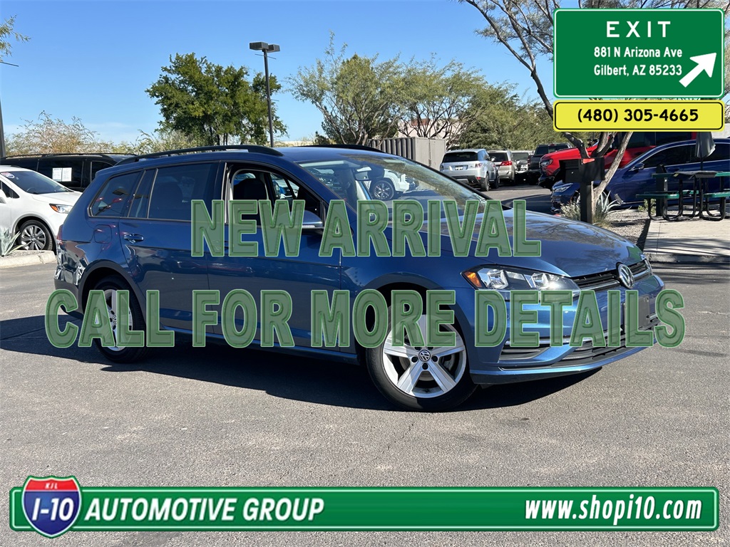 2018 Volkswagen Golf SportWagen SE's photo