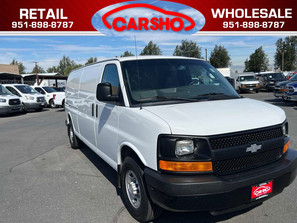 2016 Chevrolet Express Cargo Work Van's photo