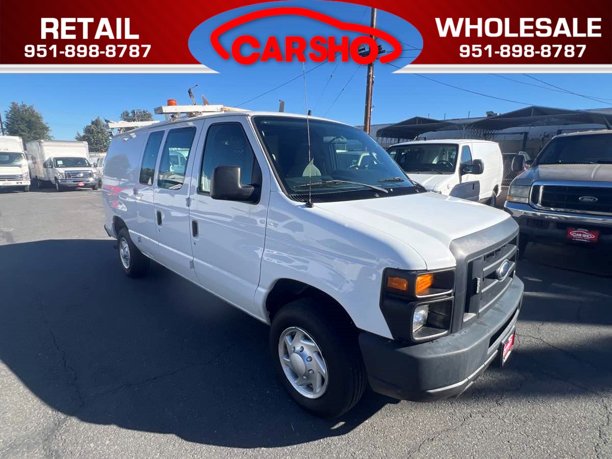 2013 Ford E-Series Econoline Van Commercial's photo