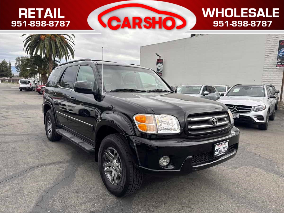2004 Toyota Sequoia Limited's photo