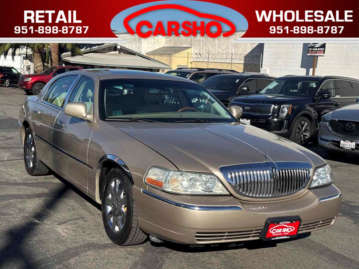 2007 Lincoln Town Car Signature Limited