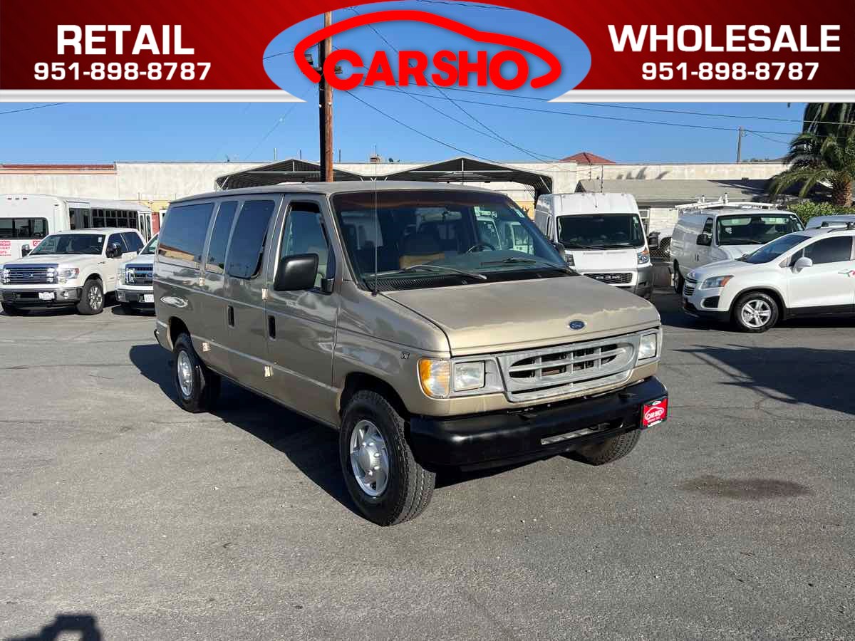 2000 Ford Econoline Wagon