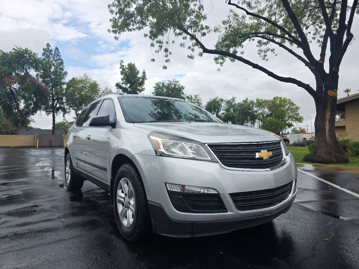 2017 Chevrolet Traverse LS