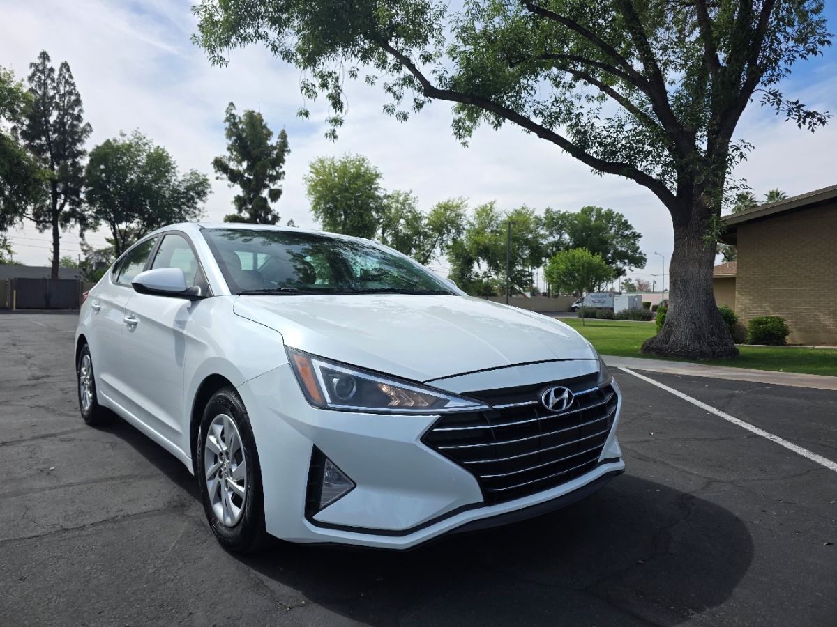 2019 Hyundai Elantra SE