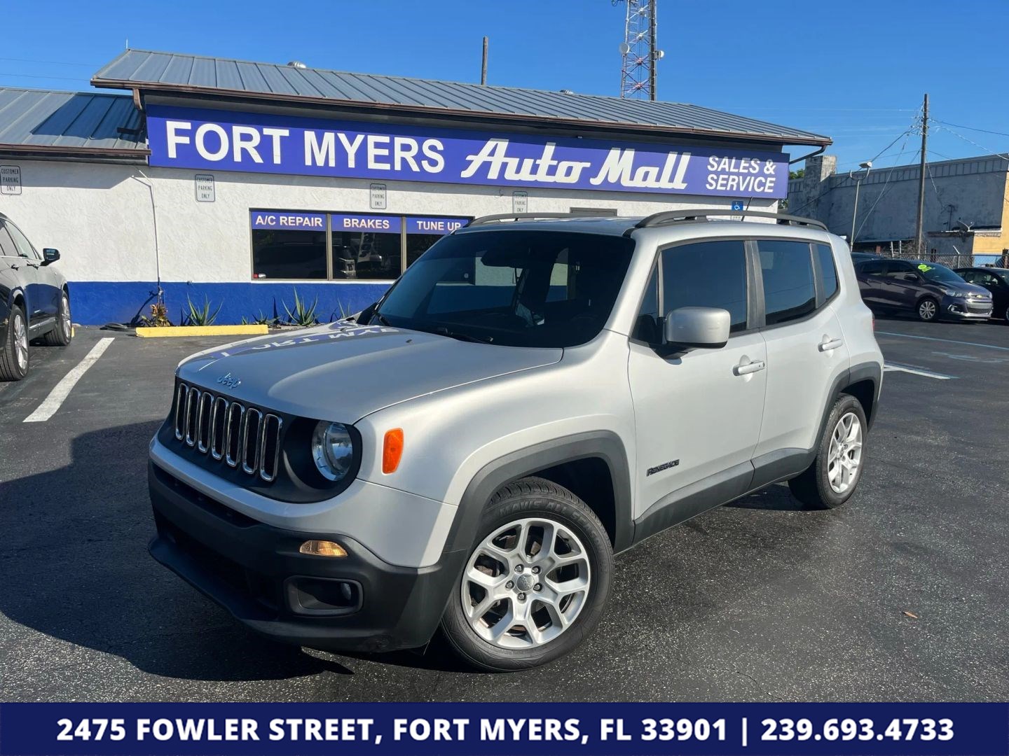 2017 Jeep Renegade Latitude's photo