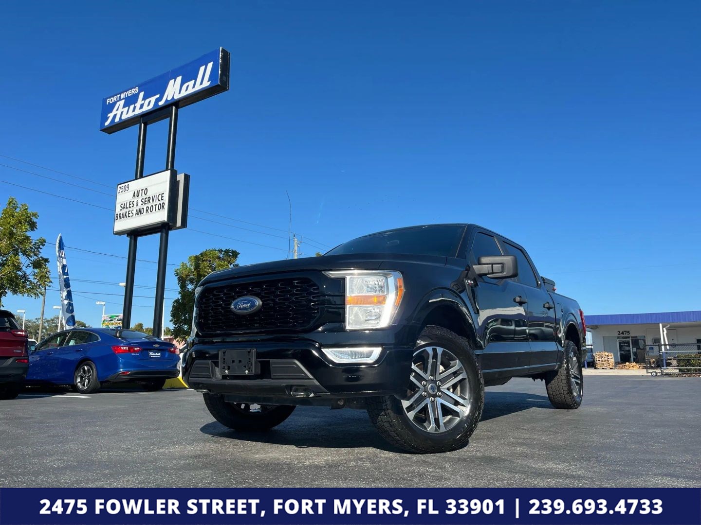 2021 Ford F-150 XL's photo