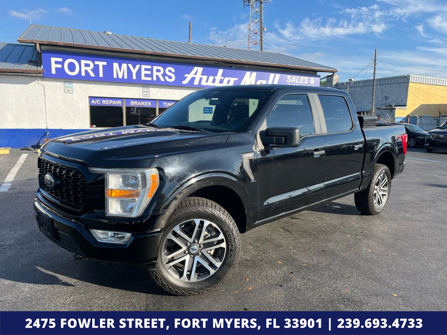 2021 Ford F-150 XL's photo