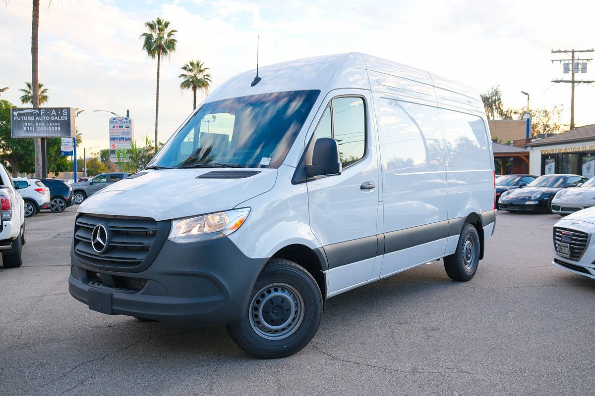 2025 Mercedes-Benz Sprinter Cargo Van Base's photo