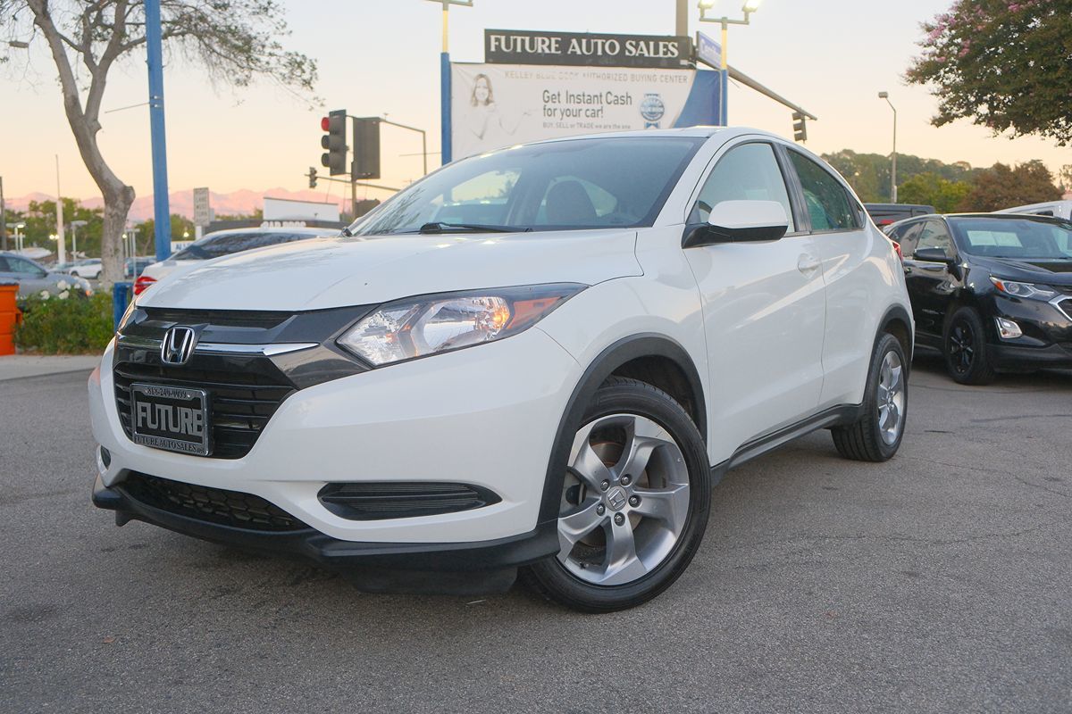 2017 Honda HR-V LX's photo