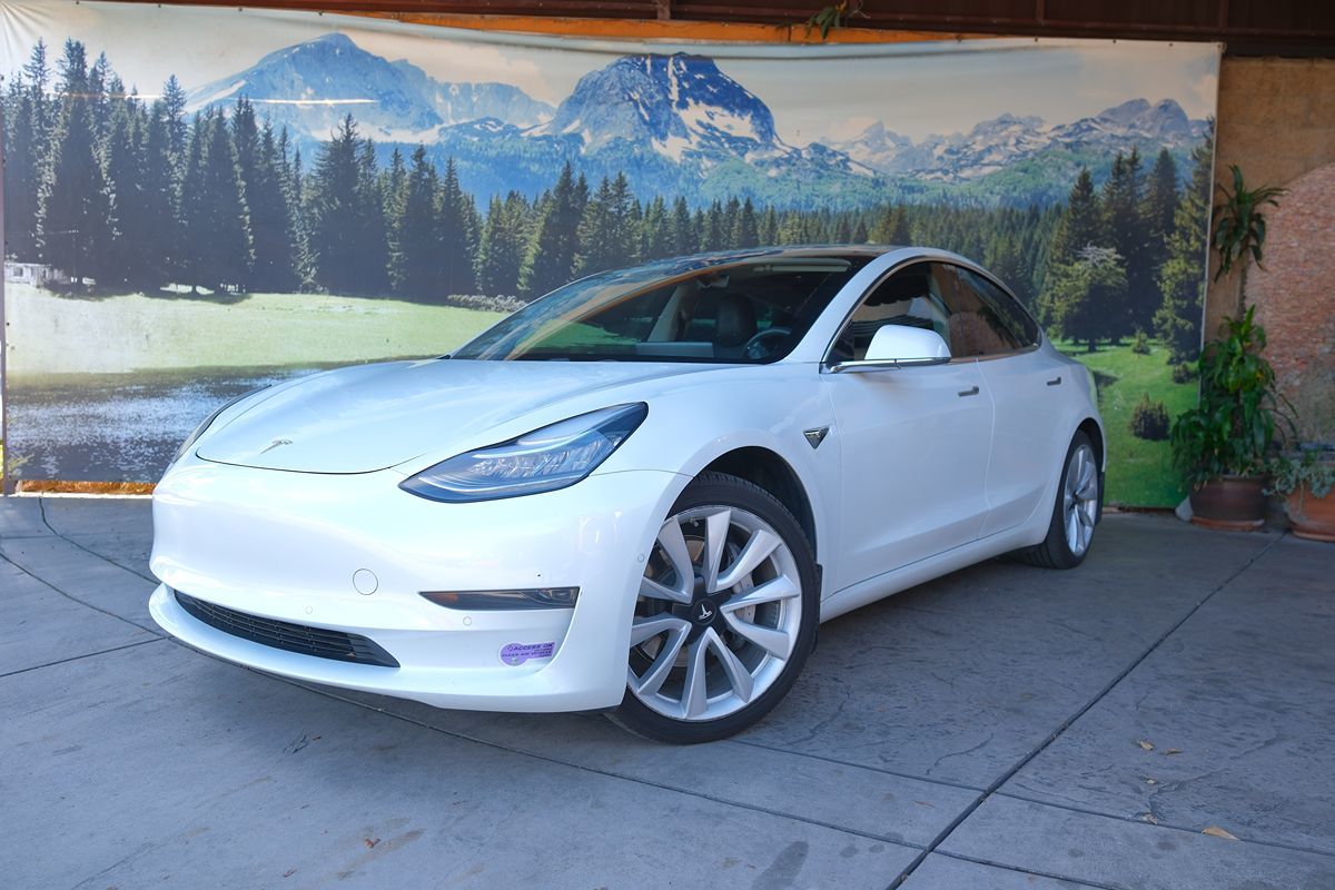 2019 Tesla Model 3 Base