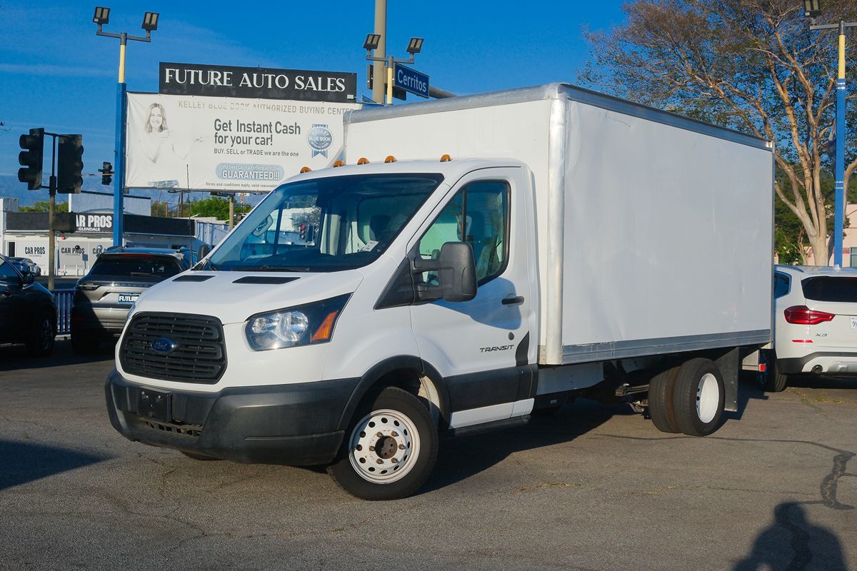 2019 Ford Transit Chassis Cab Base