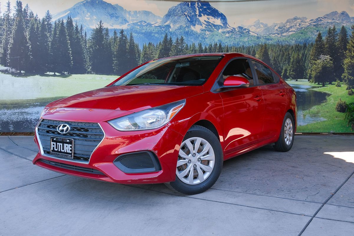 2020 Hyundai Accent SE