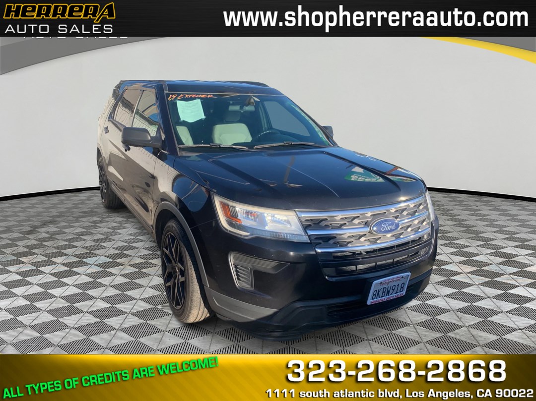 2019 Ford Explorer Base's photo