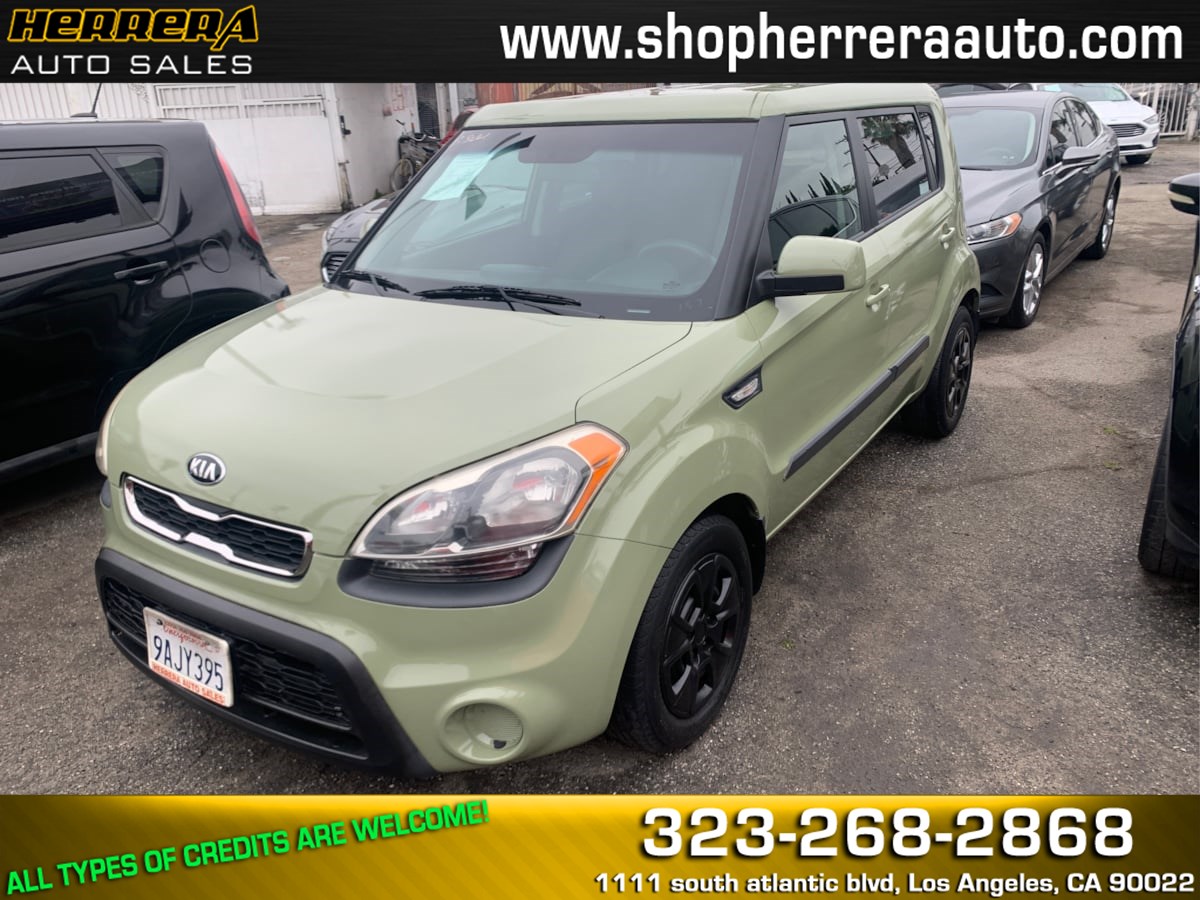 2013 Kia Soul Base's photo