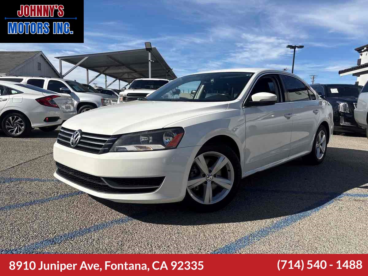 2014 Volkswagen Passat SE's photo