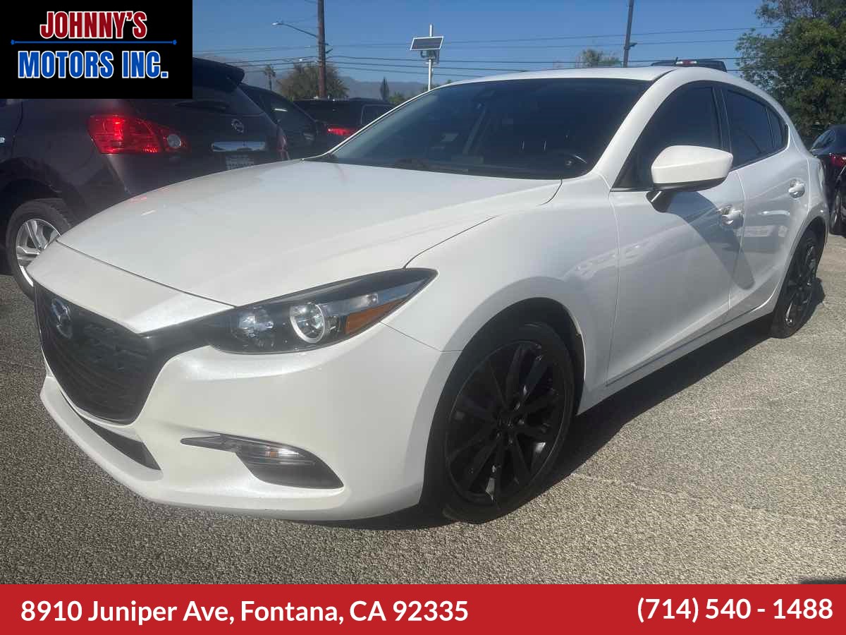 2017 Mazda Mazda3 Touring's photo