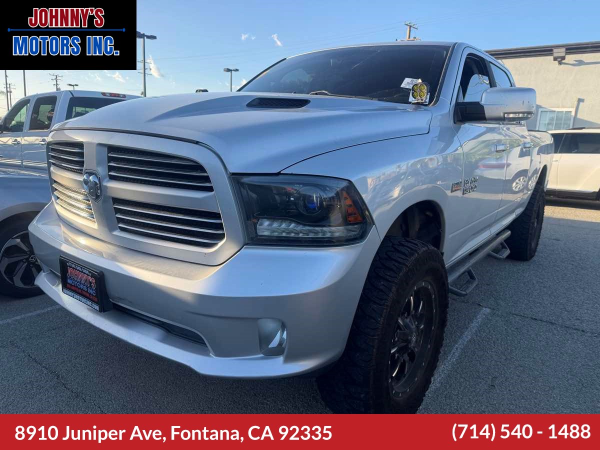 2015 RAM 1500 Pickup Sport