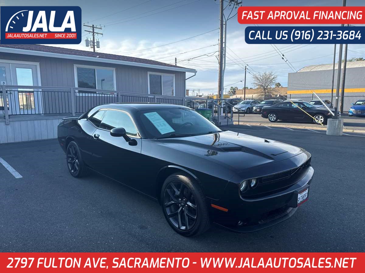 2021 Dodge Challenger SXT's photo