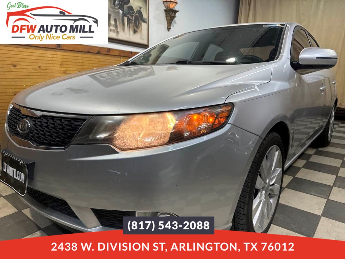 2011 Kia Forte SX's photo