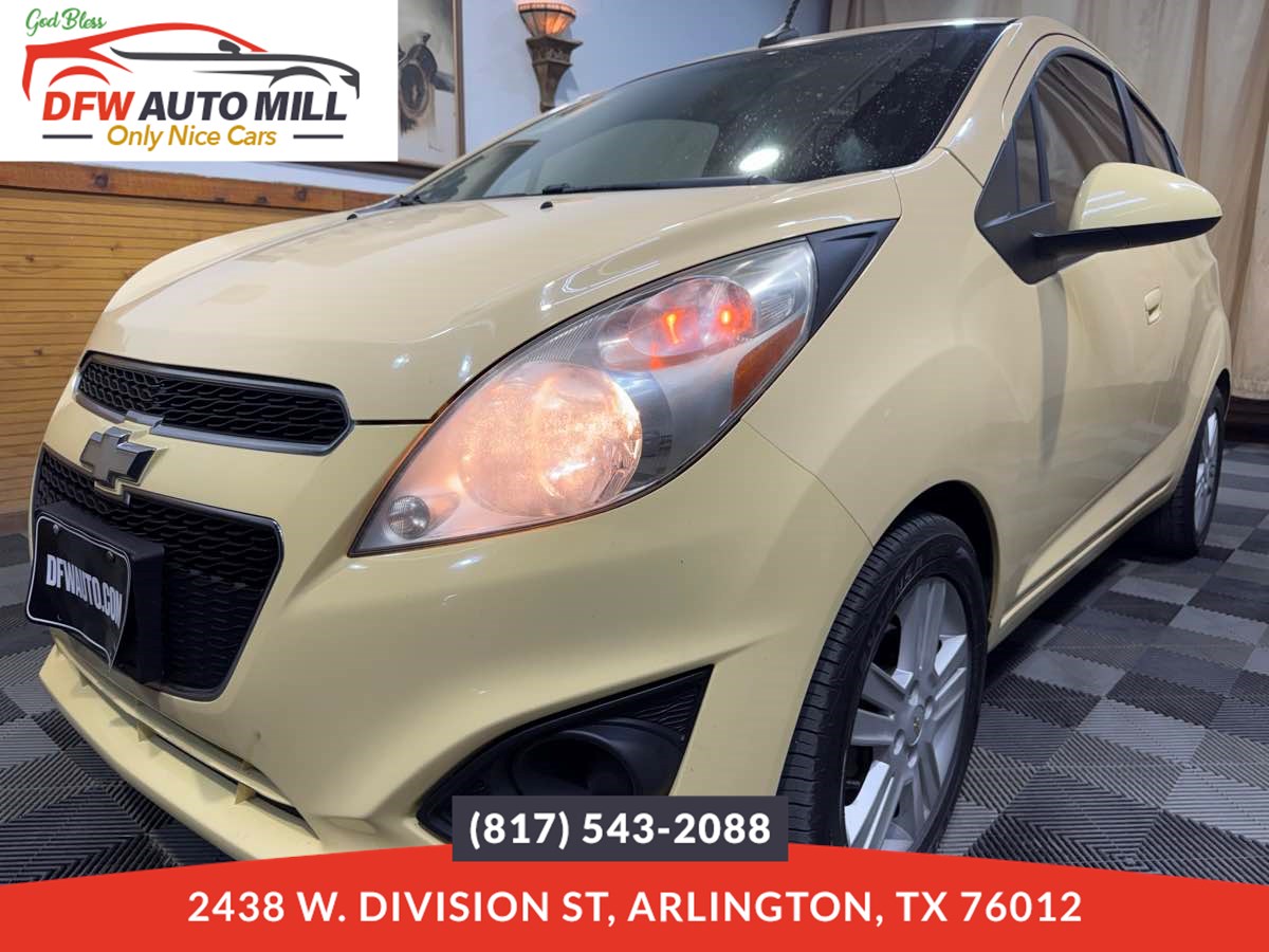 2014 Chevrolet Spark 1LT's photo