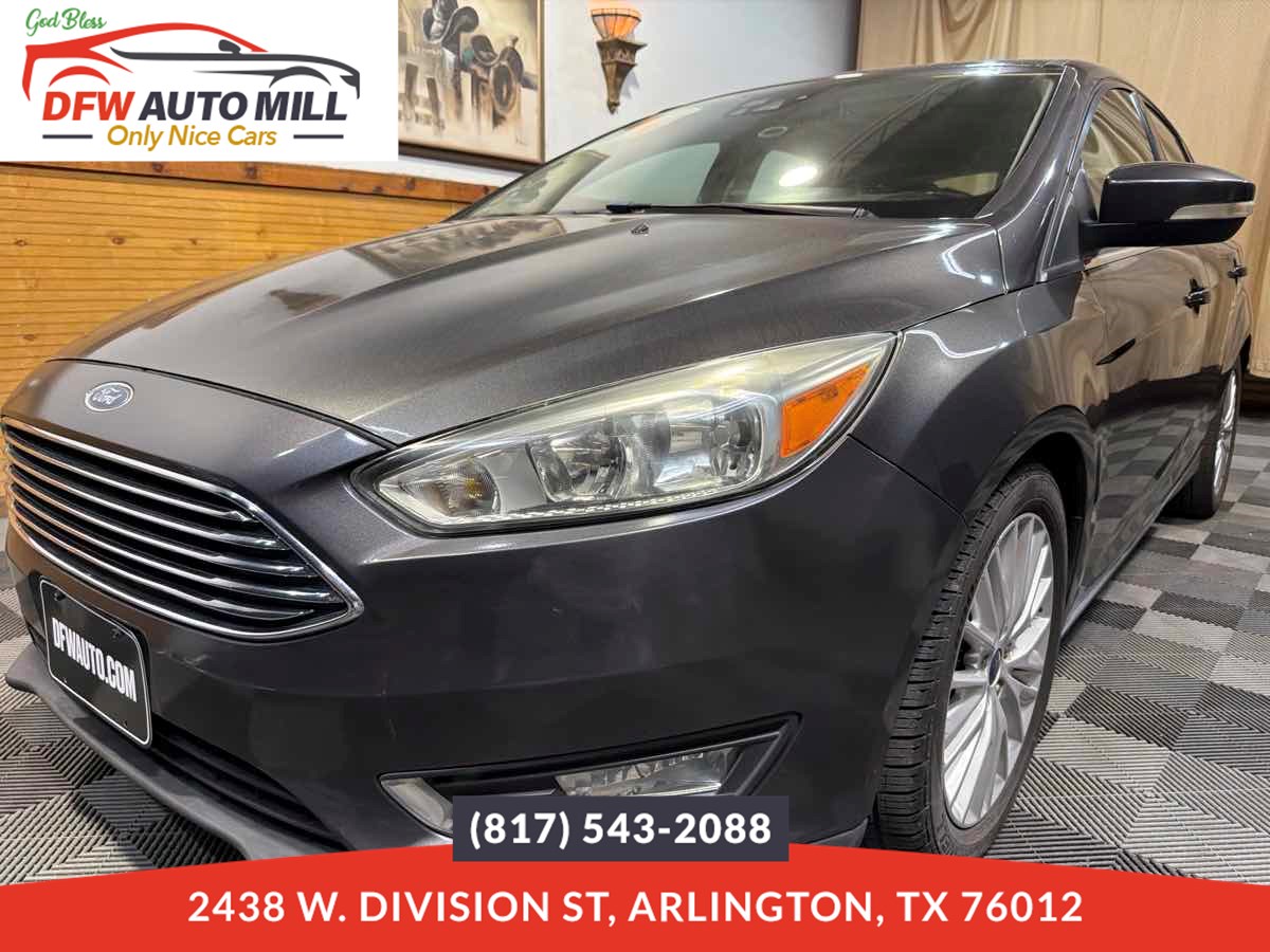 2018 Ford Focus Titanium's photo