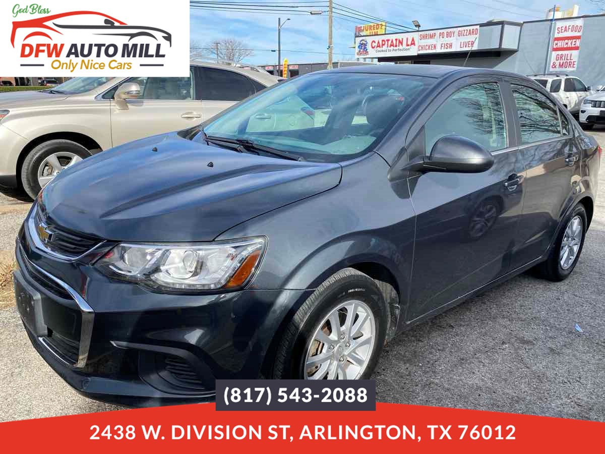 2017 Chevrolet Sonic LT's photo