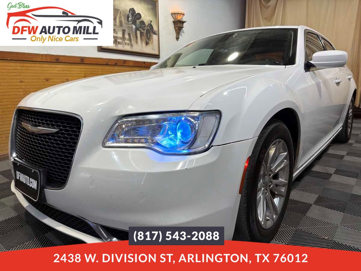 2017 Chrysler 300 Limited