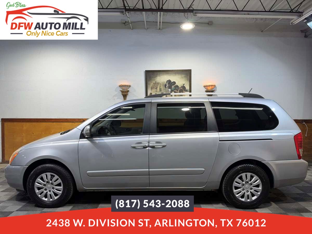 2011 Kia Sedona LX