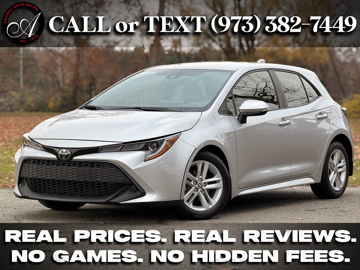 2020 Toyota Corolla Hatchback SE's photo