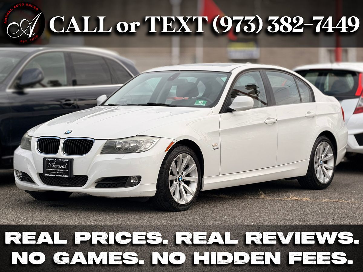 2011 BMW 3 Series 328i's photo