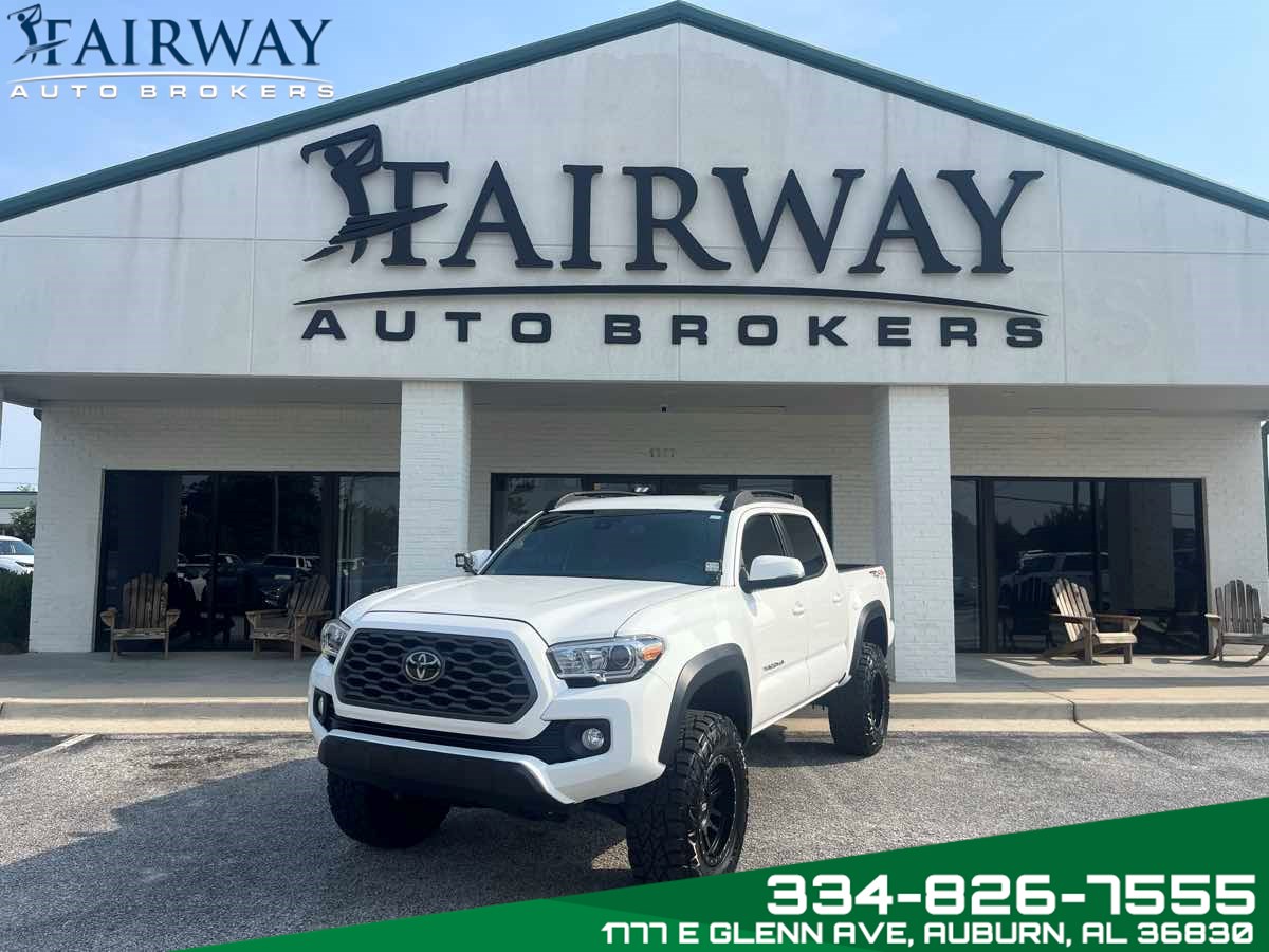 2023 Toyota Tacoma TRD Off Road's photo