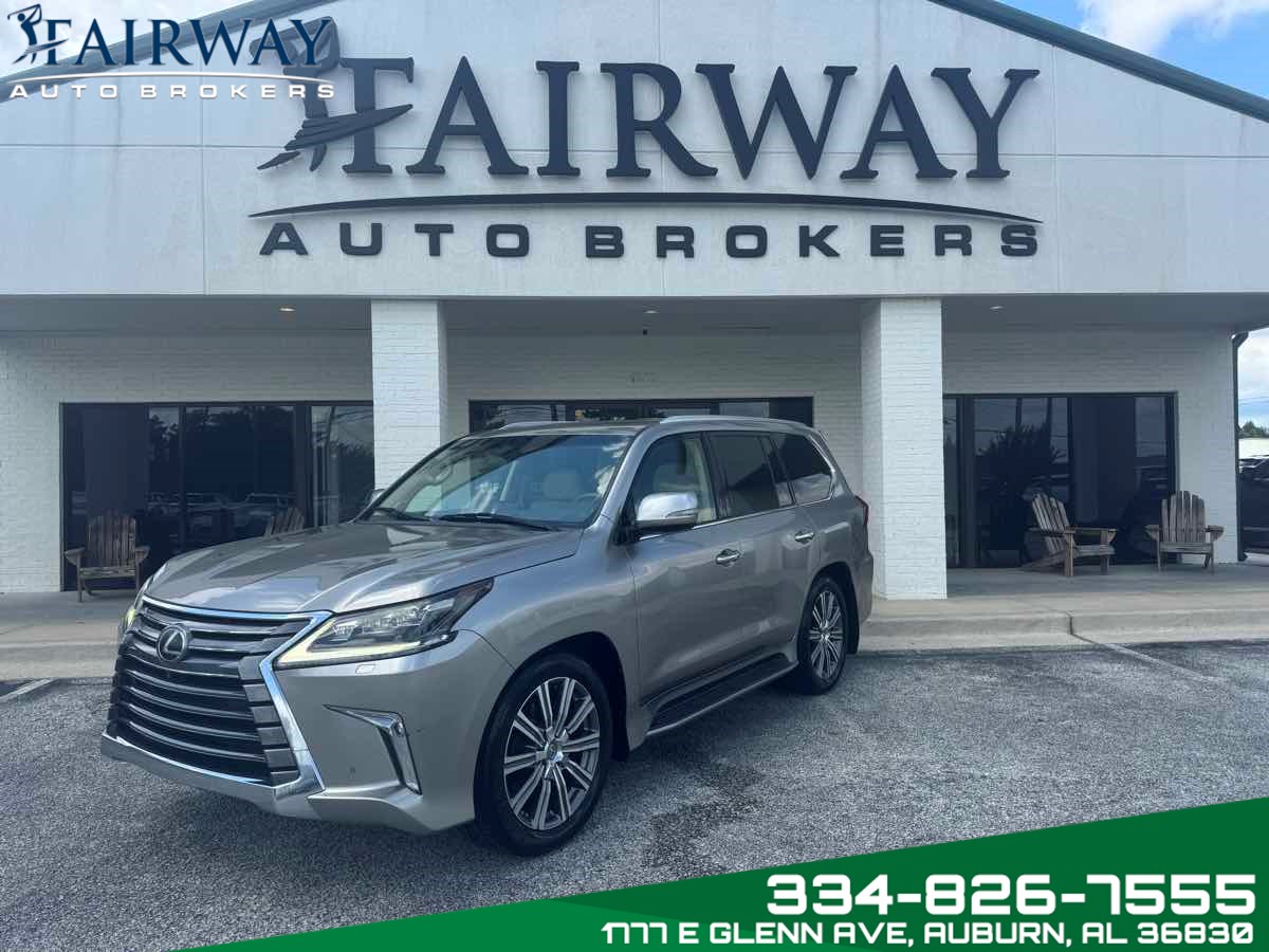 2016 Lexus LX 570's photo