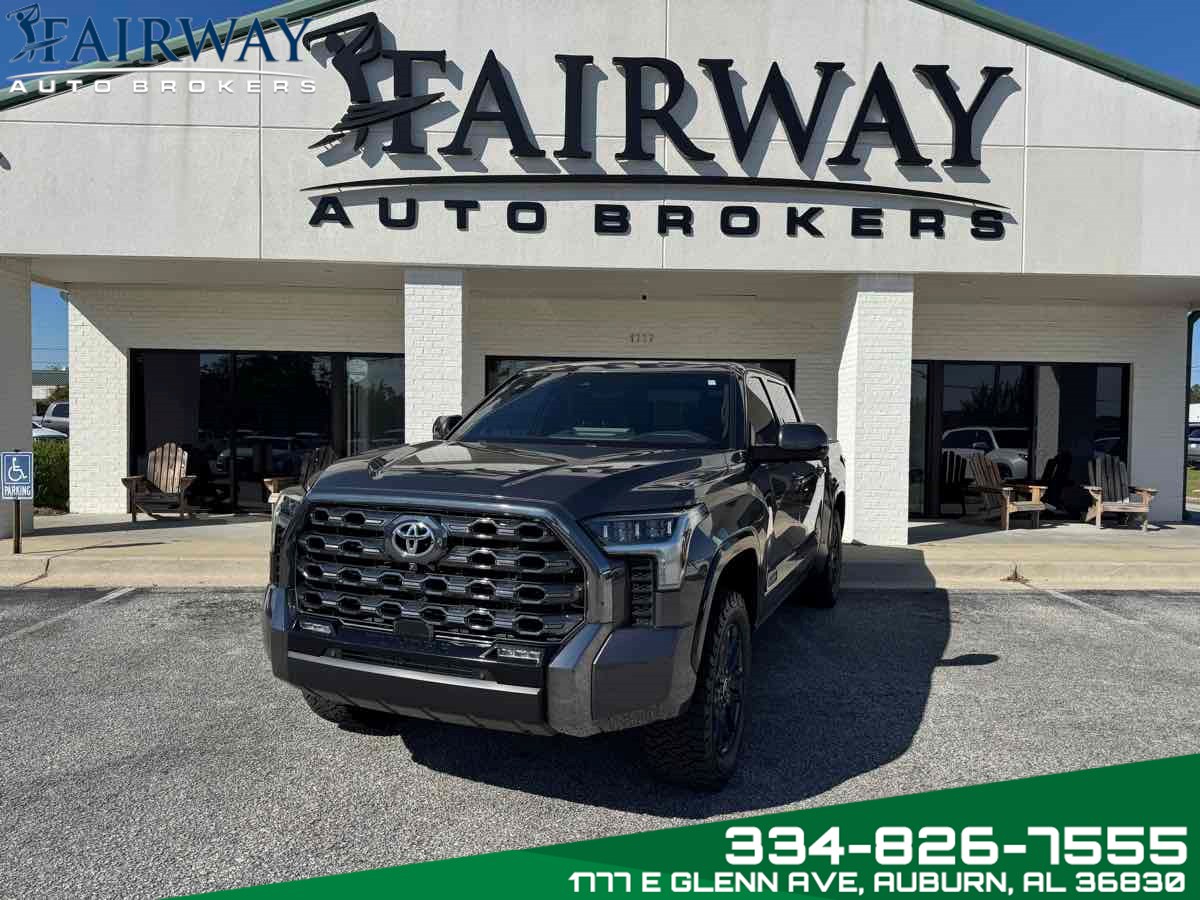 2022 Toyota Tundra Platinum's photo