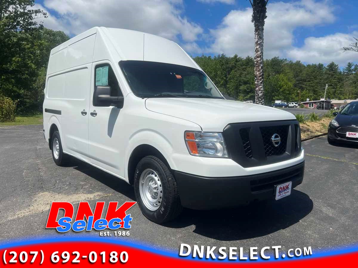 2016 Nissan NV Cargo S's photo